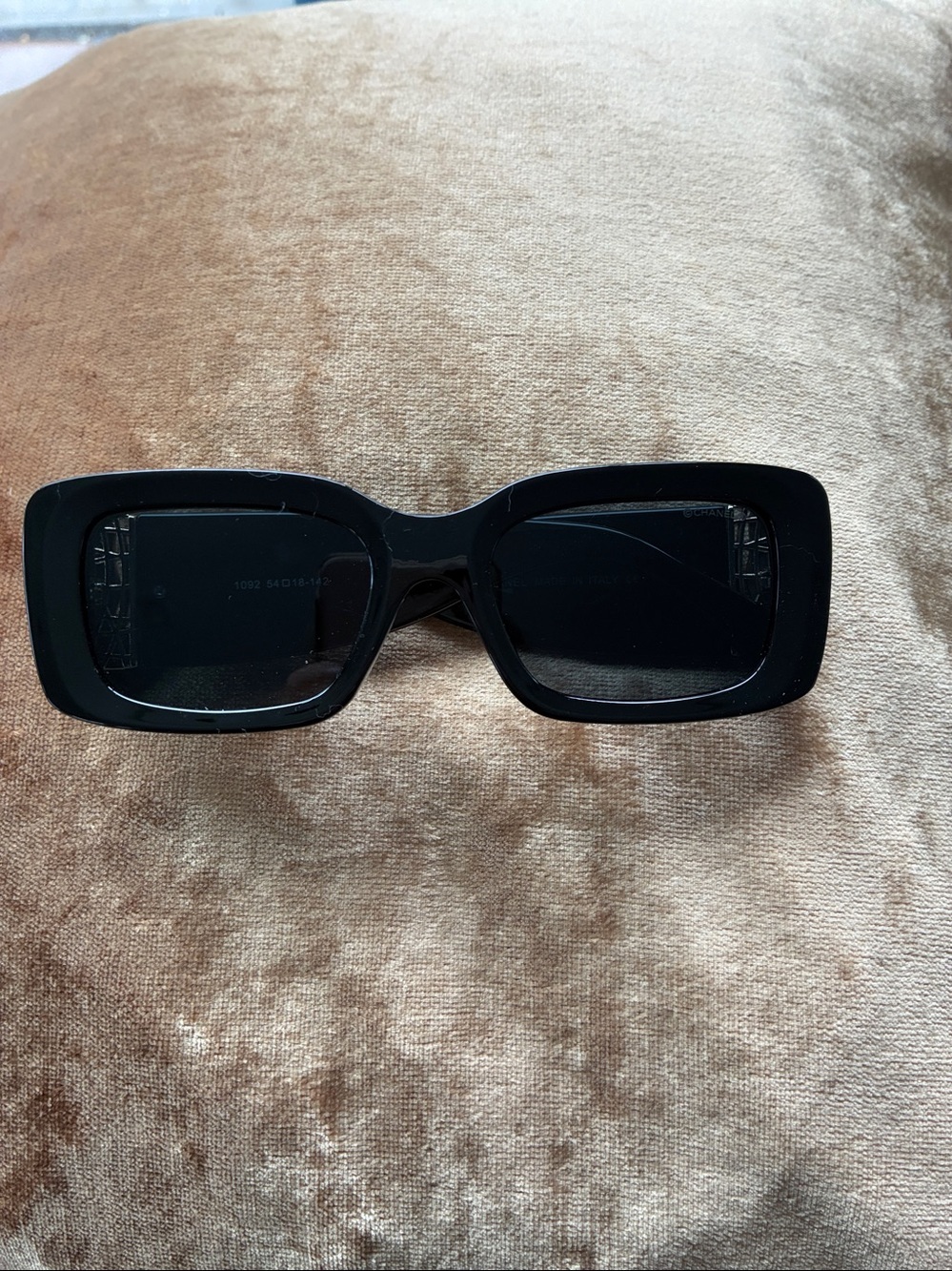 CC Designer sunglasses - Picture 7 of 7